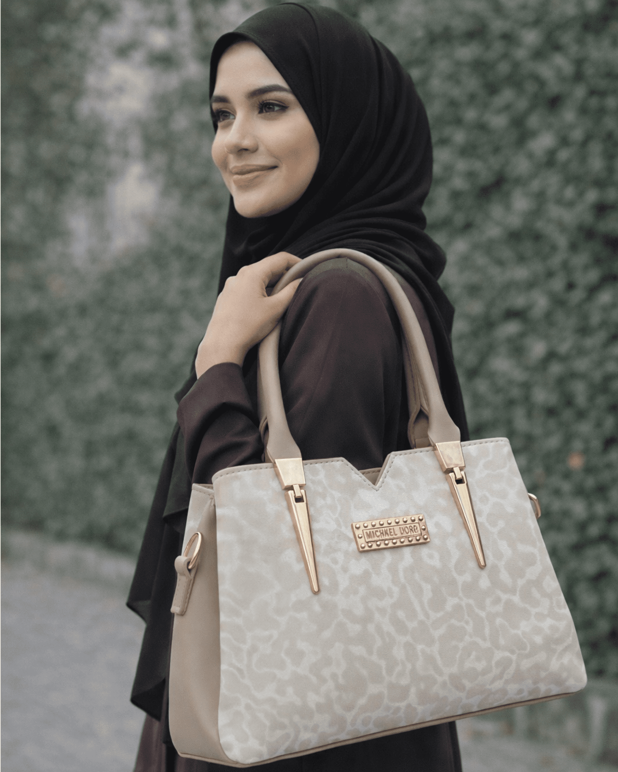 Aleen Ivory Grace - Image 2