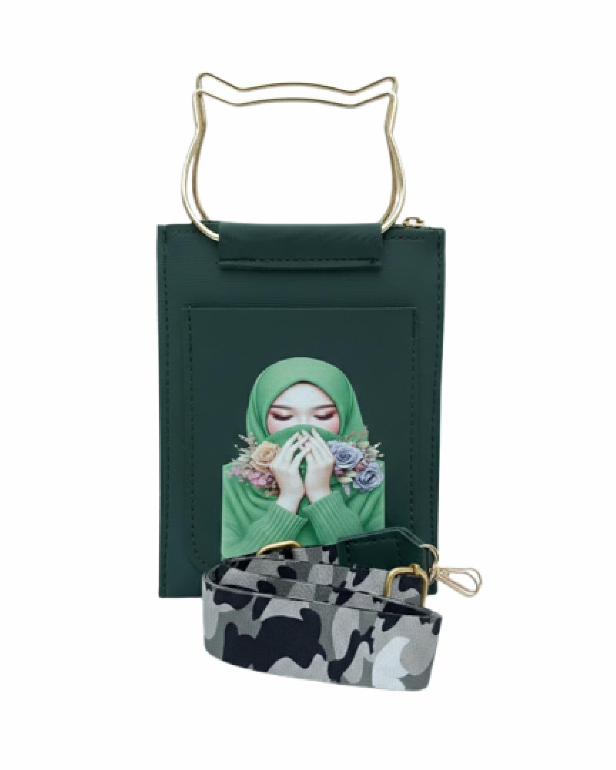 Aleen Emerald Charm - Image 1